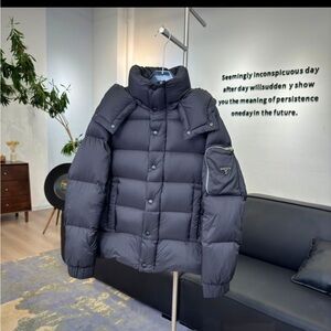 Men's Black Puffer Jacket